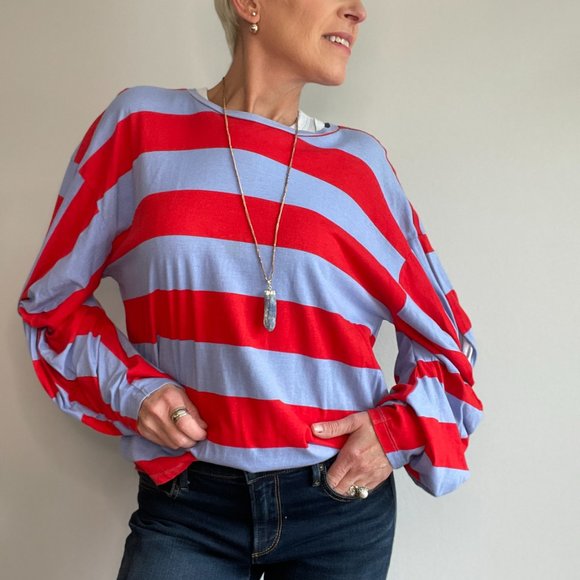 Women's Stripped top red and blue size medium - Picture 4 of 6